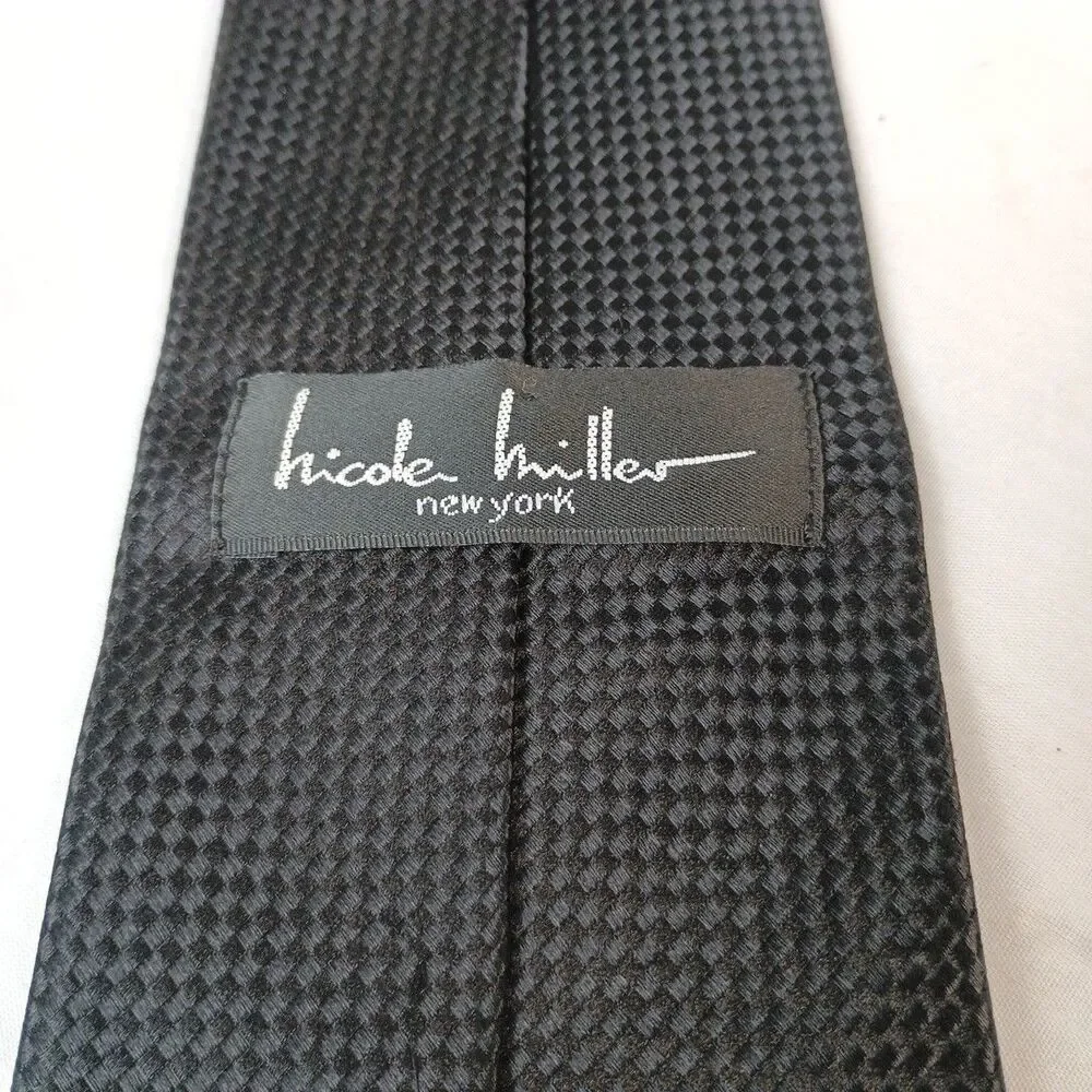 Nicole‎ Miller NY Tie Classic Black Geometric Weave All Silk 58
